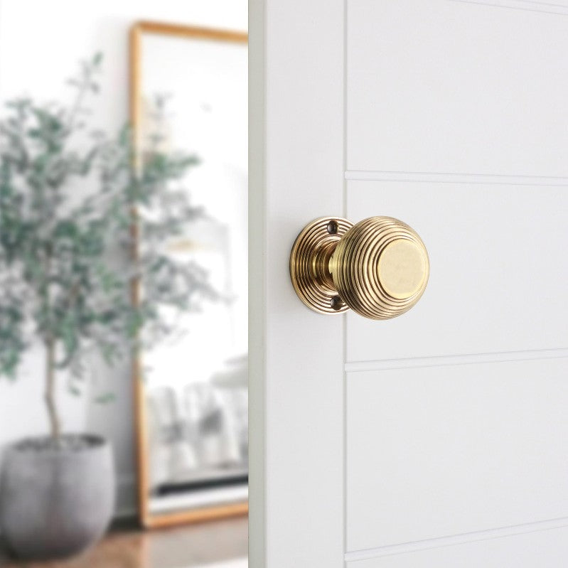 Beehive 50mm Rim/Mortice Door Knob Aged Brass