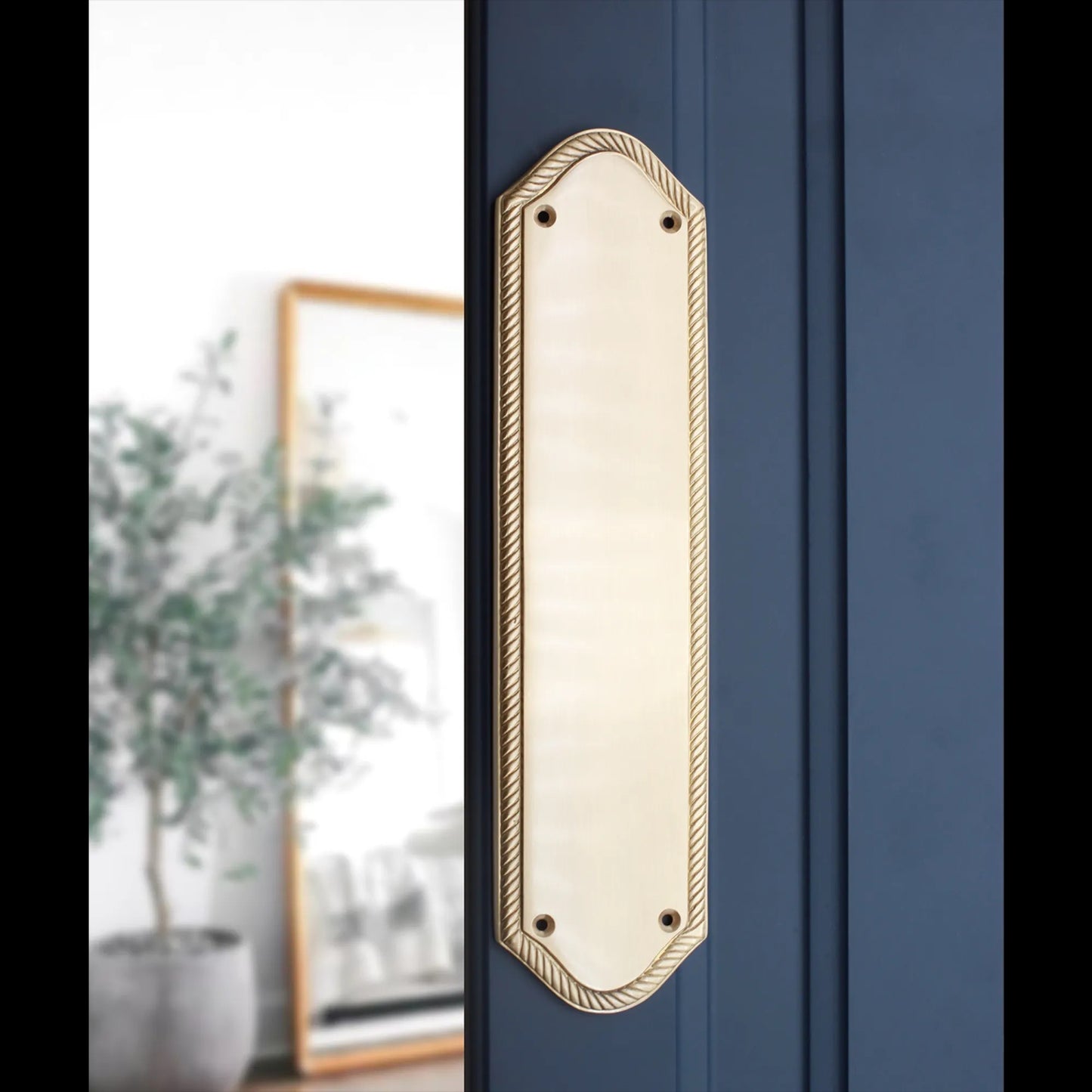 Plaque de doigt géorgienne demi-ronde 295 mm en laiton satiné