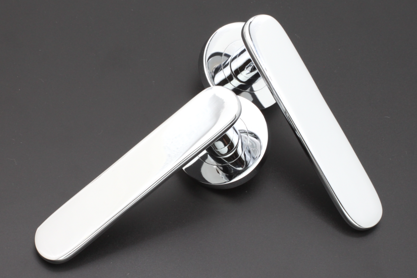 Poignée de porte à levier Skyla Chrome poli