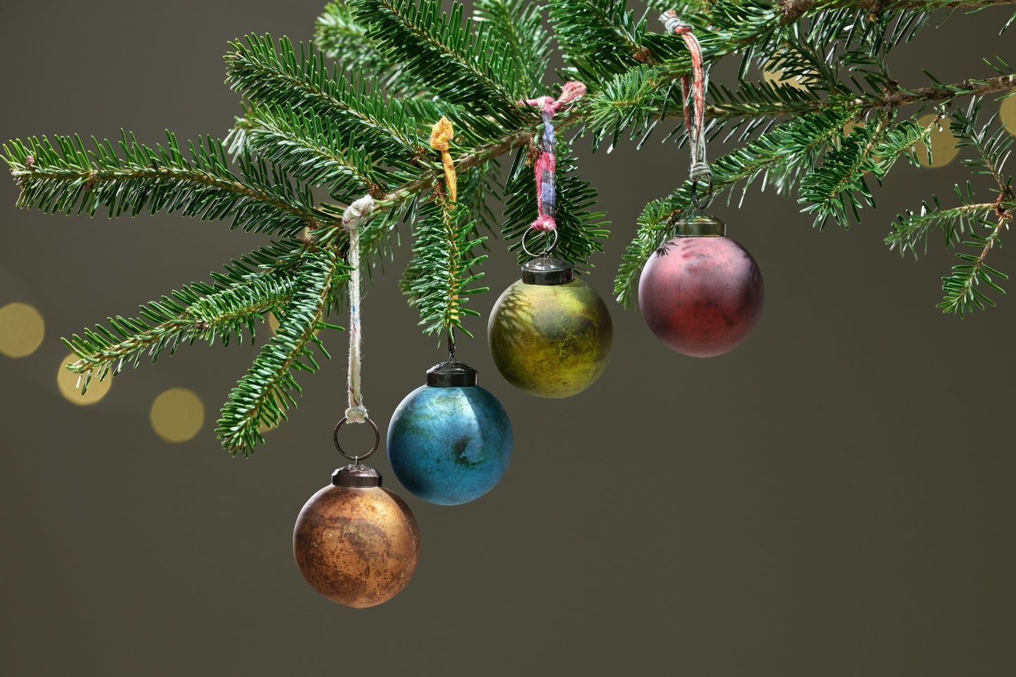 Oko Baubles (Set of 4)