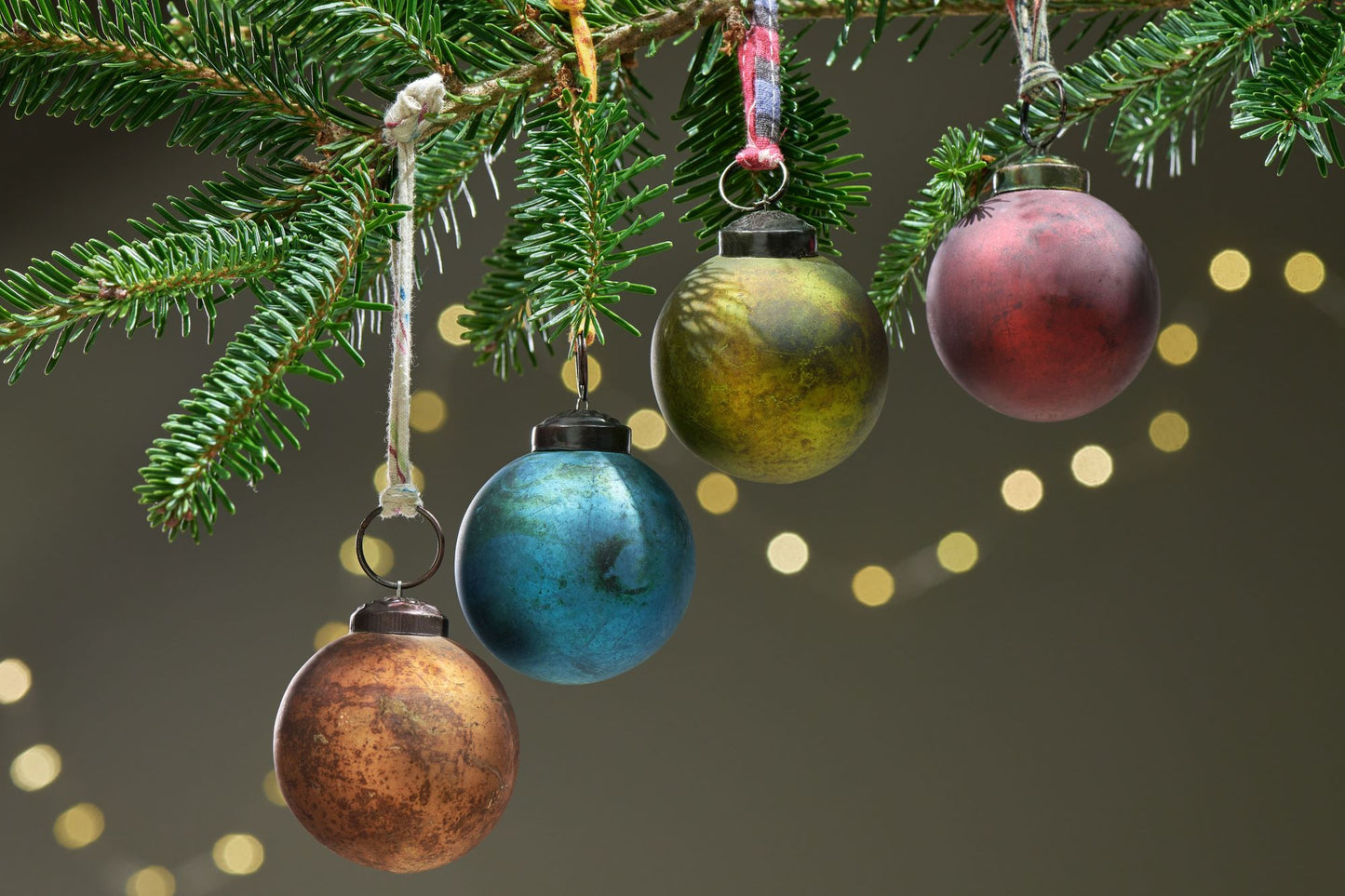 Oko Baubles (Set of 4)