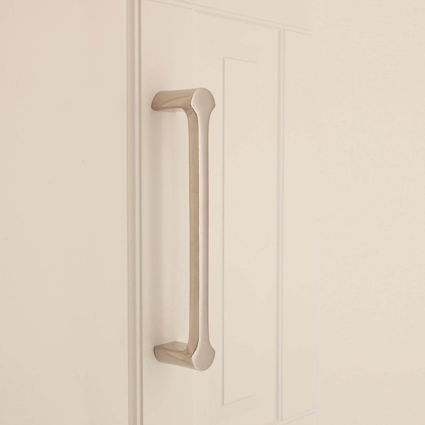 Tulip Pull Handle Home Decor