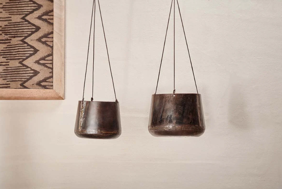 Endo Reclaimed Iron Hanging Planter