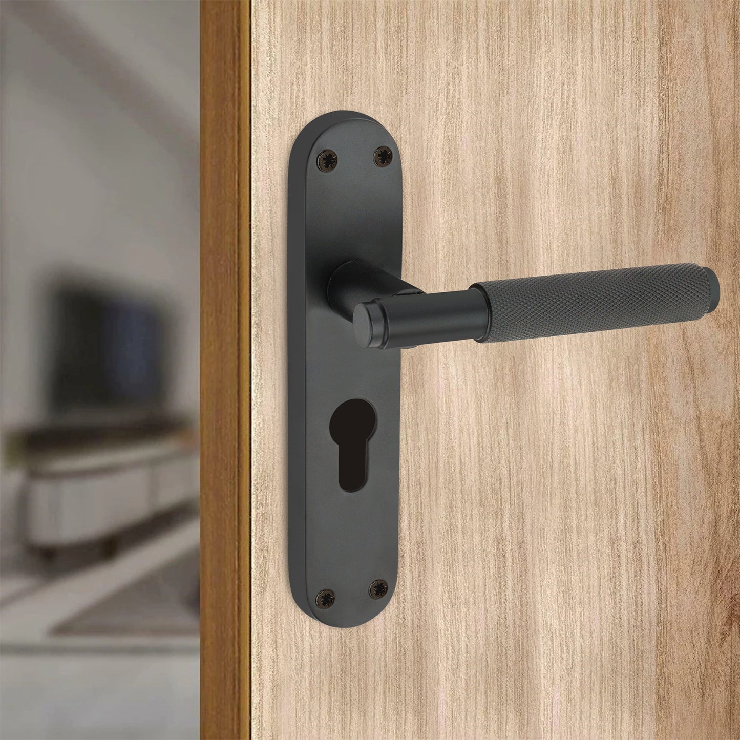 Connaught Knurled Lever on Backplate Euro Matt Black