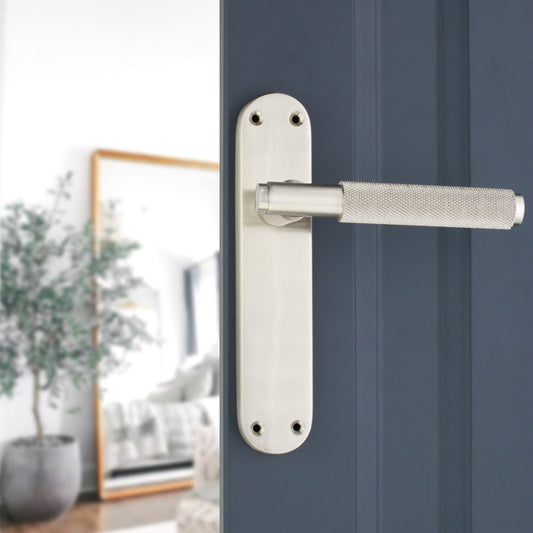 Connaught Knurled Lever on Backplate Latch Satin Nickel
