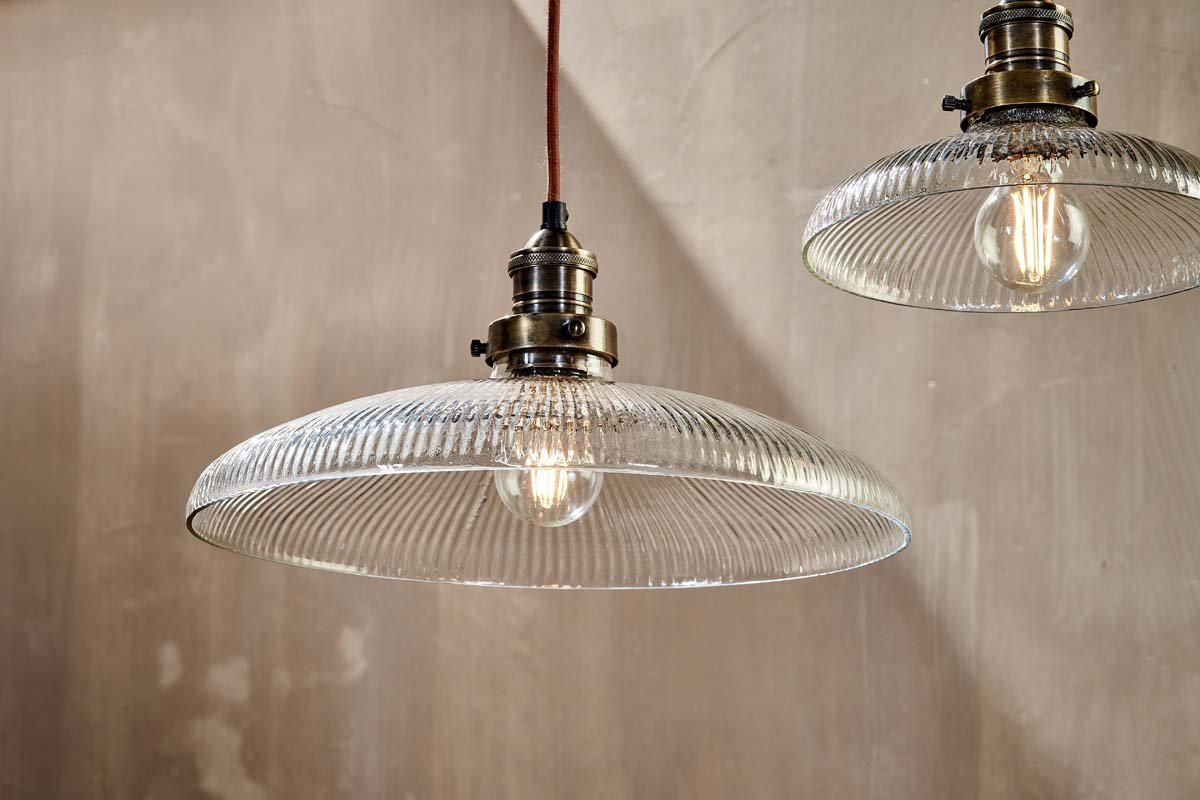 Zowie Pendant