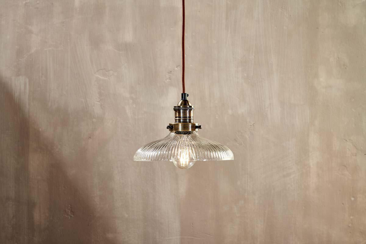 Zowie Pendant