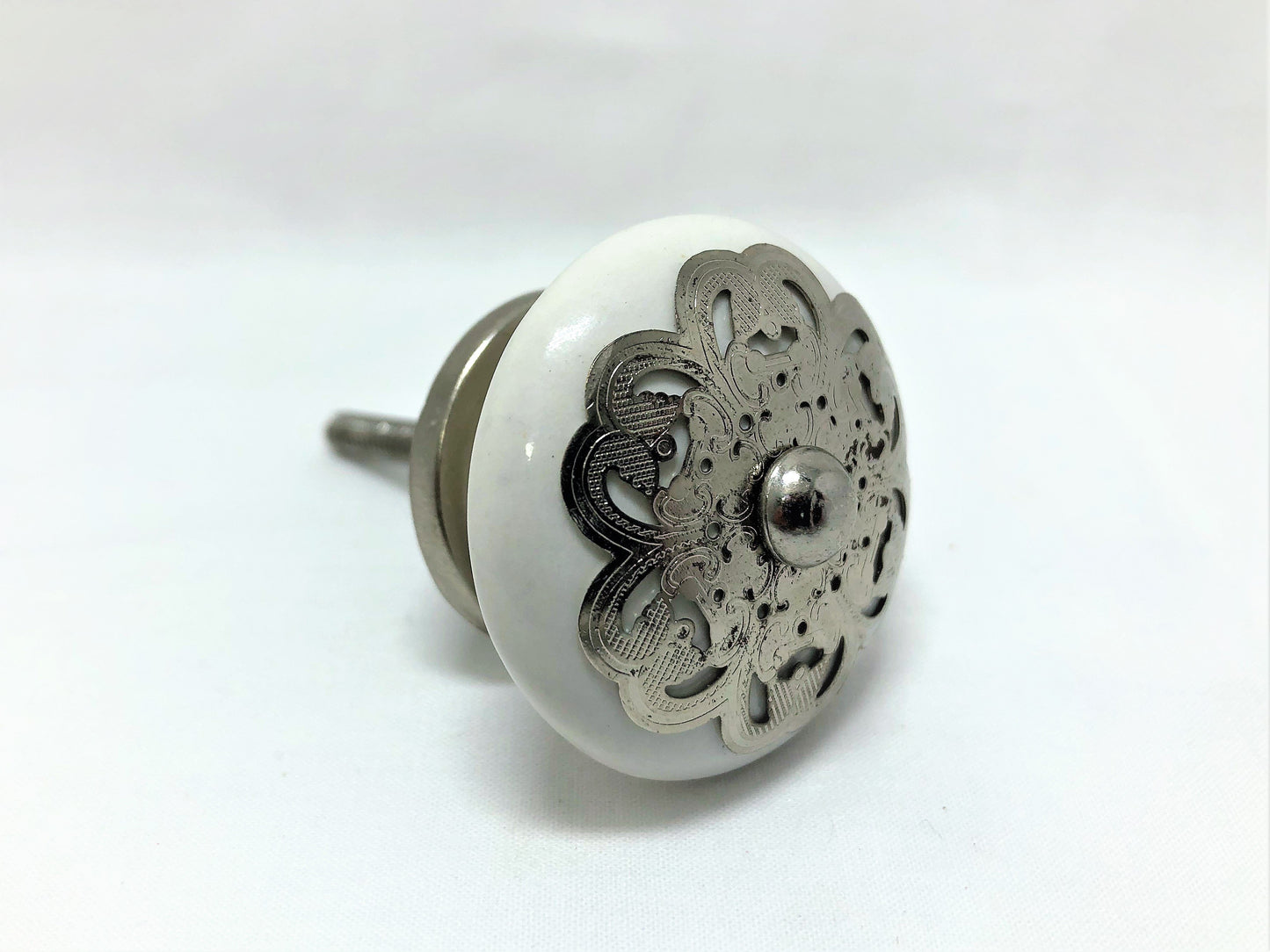 BOUTONS DE PLACARD EN CÉRAMIQUE RUMANI