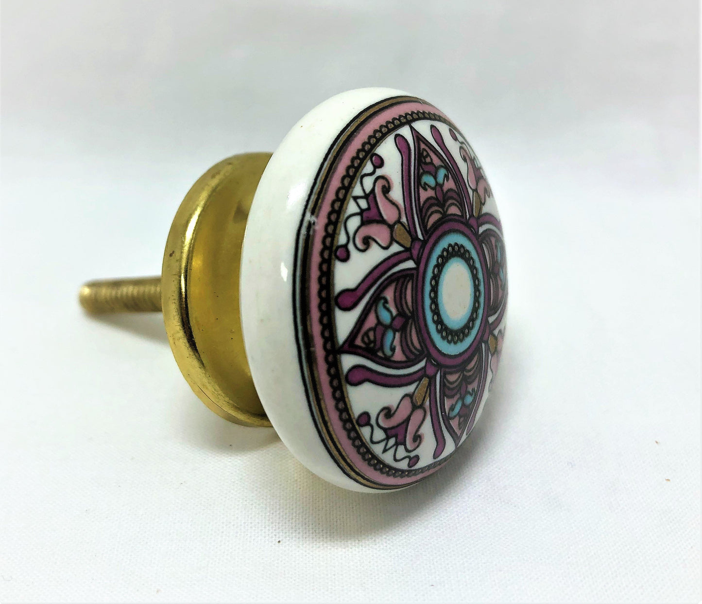 BOUTONS DE PLACARD EN CÉRAMIQUE DAHA