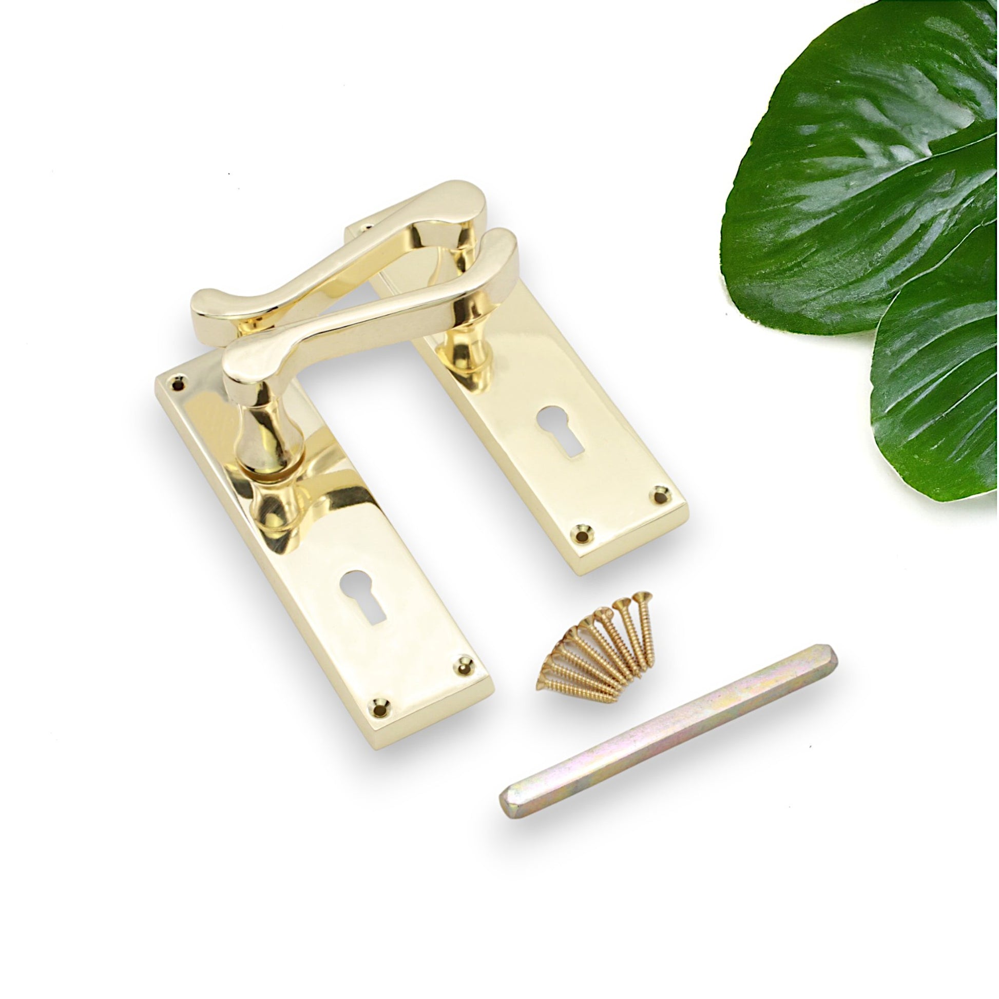 Polished Brass Lever on Backplate Door Handles Home Decor