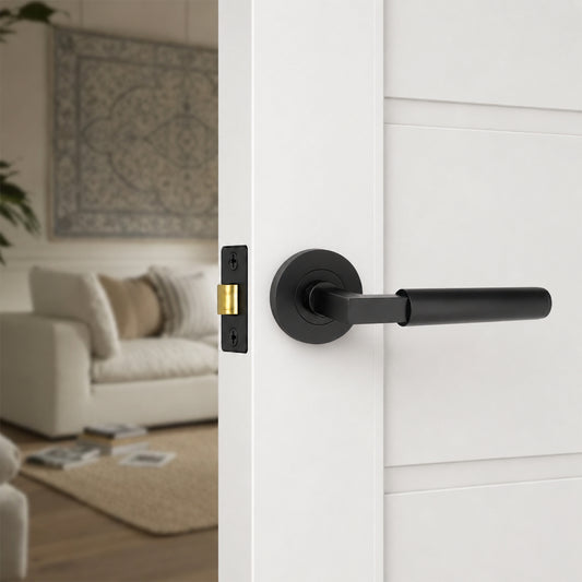 Opal Knurlmond Lever on Rose Matt Black