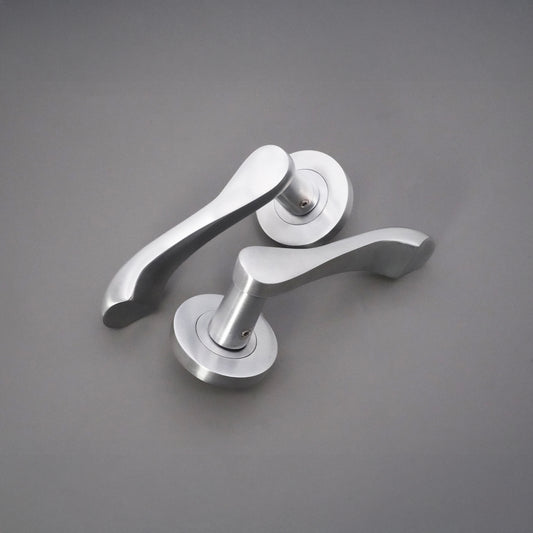 Poignée de porte à levier Camila Chrome satiné