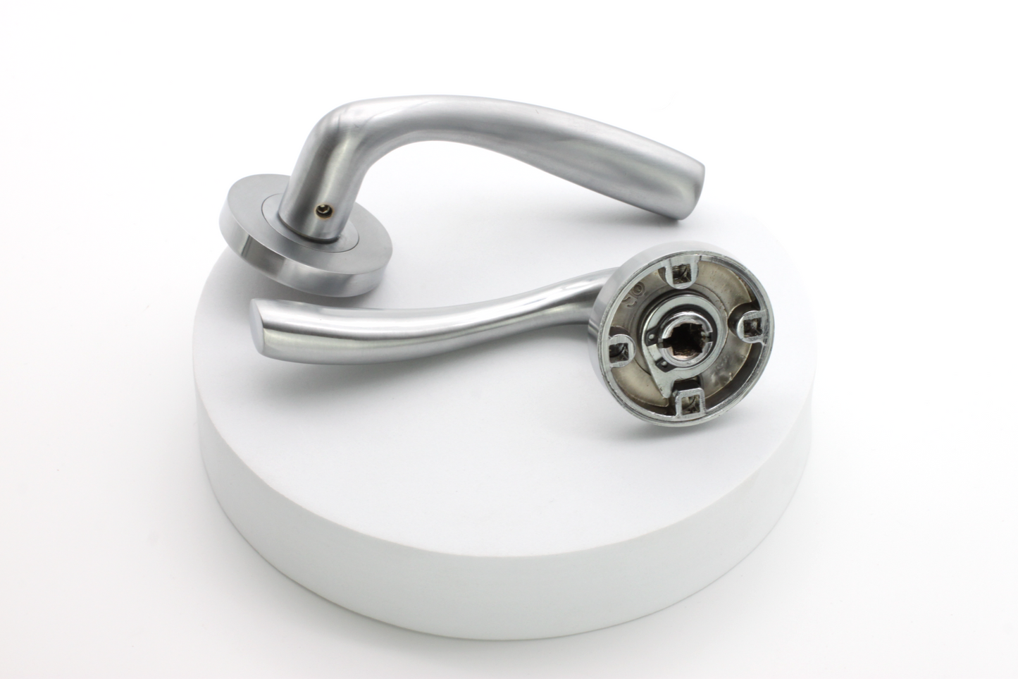 Zofie Lever on Rose Satin Chrome Latch Pack