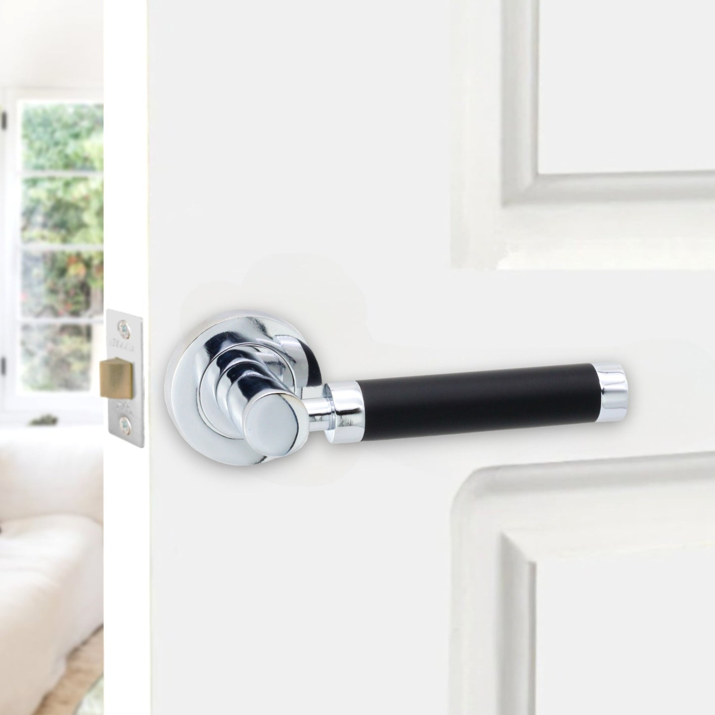 Dual Tone Black/Chrome Lever Door Handle Home Decor 