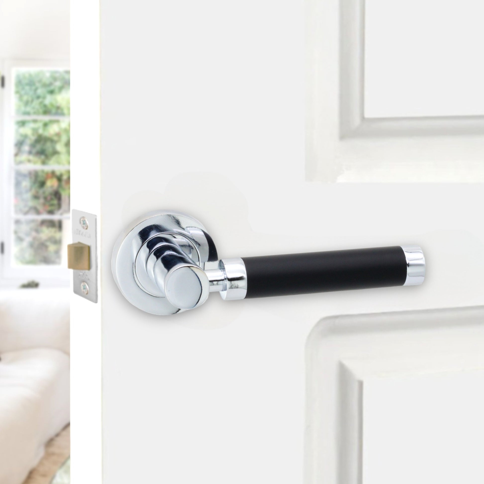 Dual Tone Black/Chrome Lever Door Handle Home Decor 