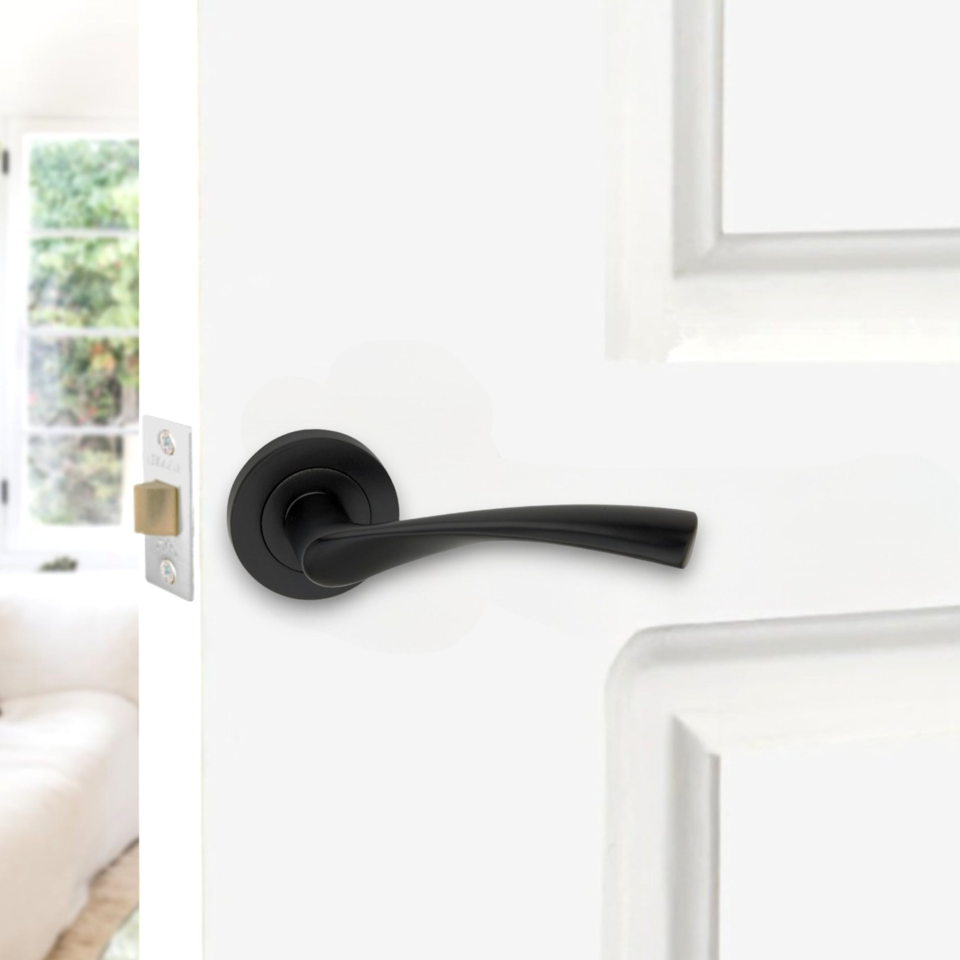 Matt Black Lever on Rose Lock Pack Home Decor  