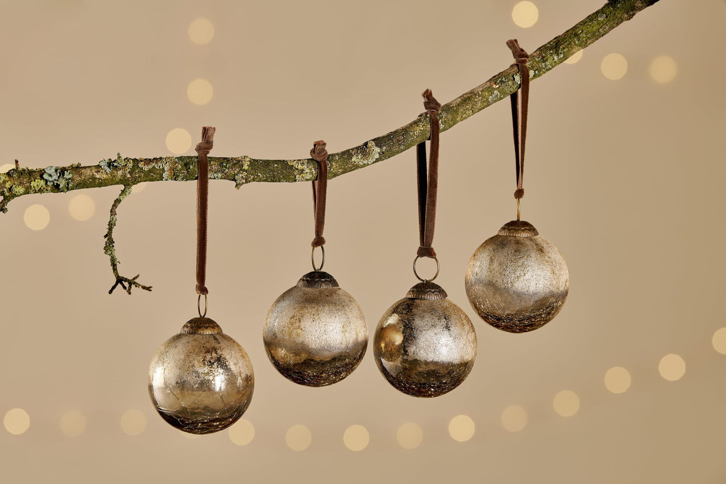 Konara Baubles - Gold Crackle (Set of 4)