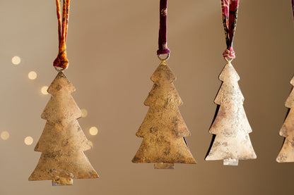 Mishti Tree Antique Brass Baubles Large (Set of 4)