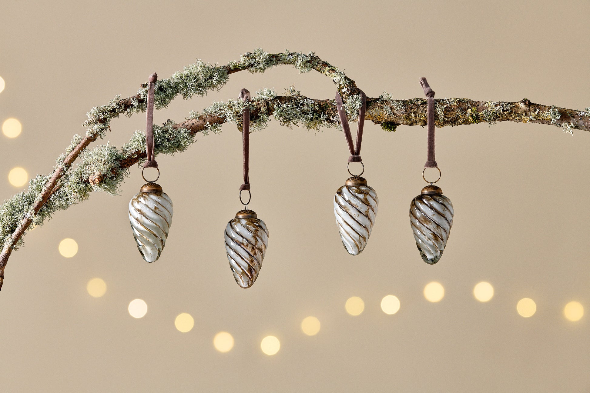 Gold & Cream Baubles Home Decor