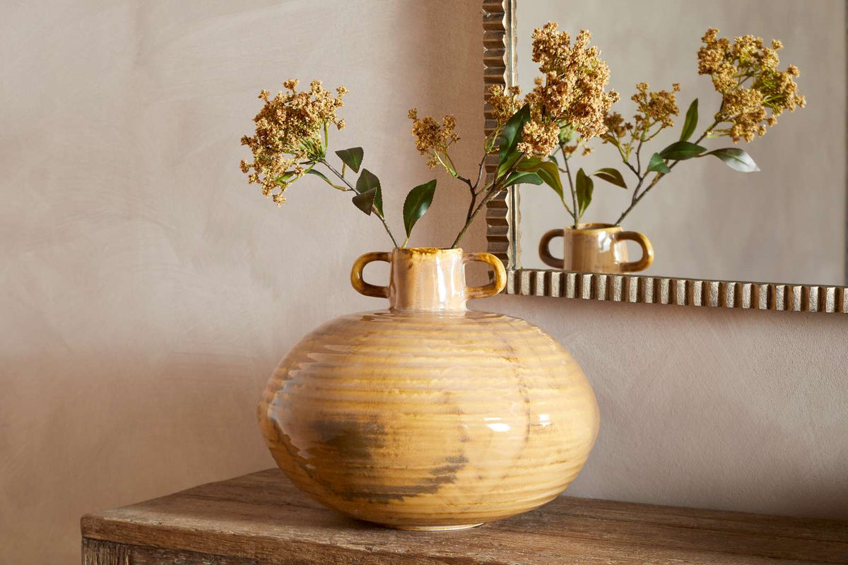 Hujan Vase - Ochre