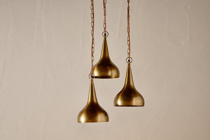 Quinn Hammered Metal Cluster Lamp - Antique Brass
