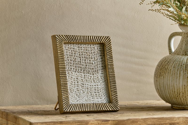 Ranoli Iron Etched Photoframe - Antique Brass