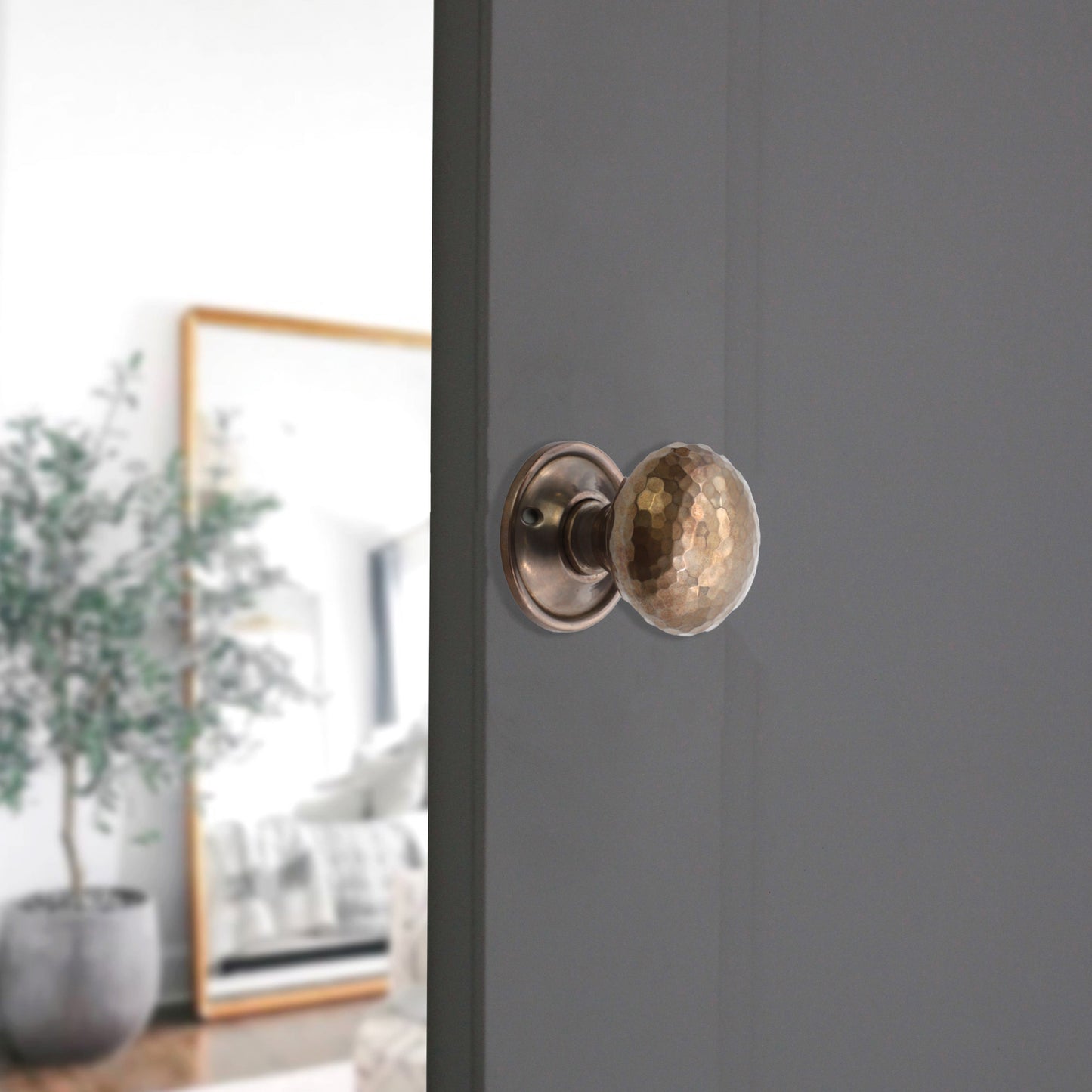 Hammered Rim Door Knob Antique Home Decor