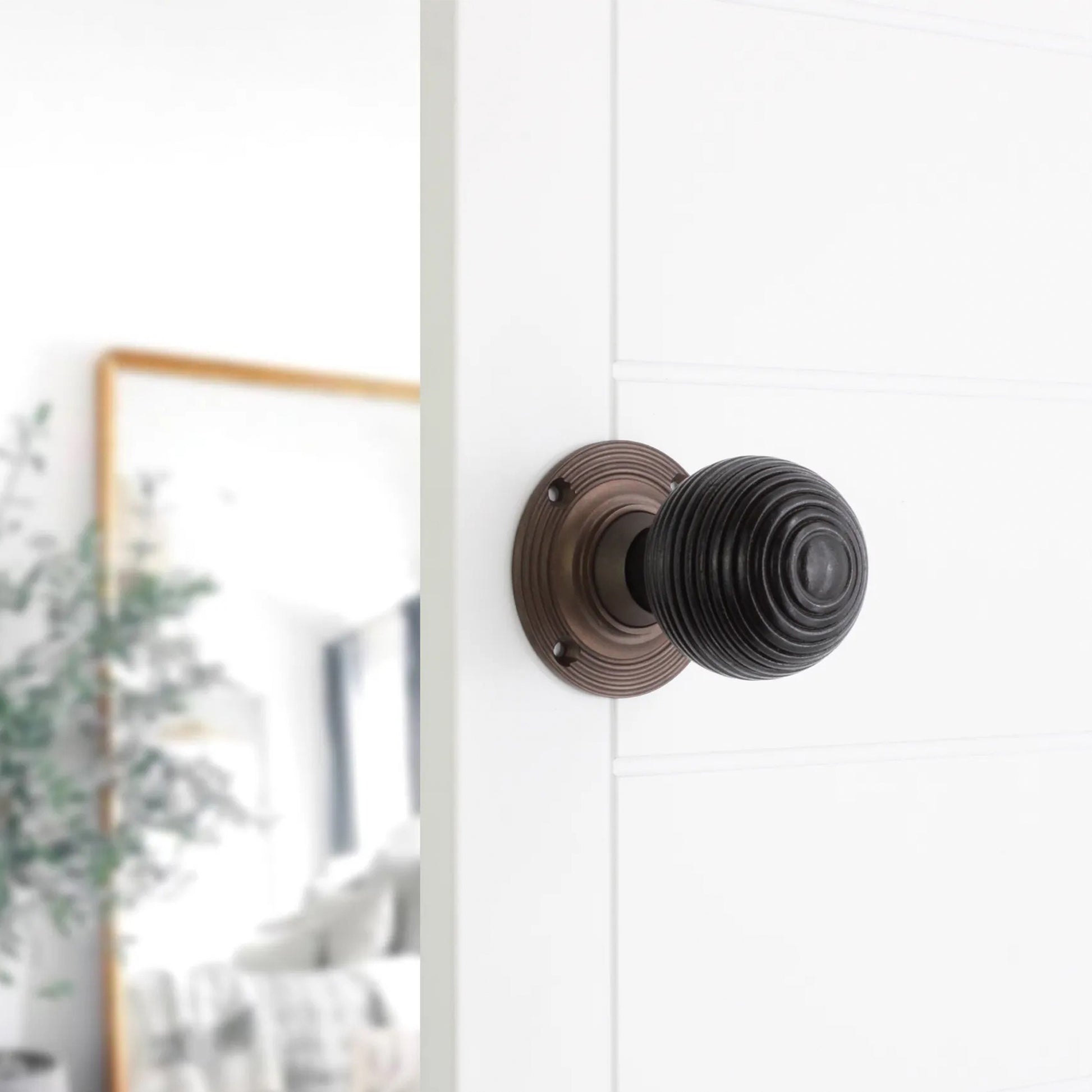 Ebonised Wooden Beehive Rim Door Knob Home Decor