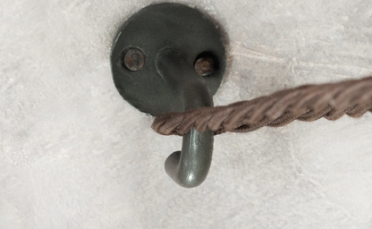 Aniko Iron Hook