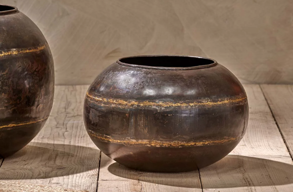 Endo Reclaimed Iron Globe Planter