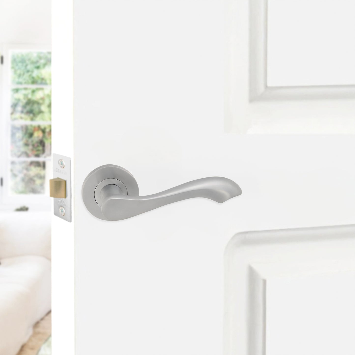 Camila Lever on Rose Satin Chrome Lock Pack